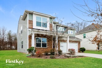 134 Eden Ave in Mooresville, NC - Foto de edificio - Building Photo