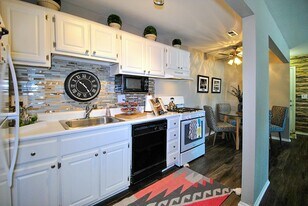 Village Club of Rochester Hills in Shelby Township, MI - Building Photo