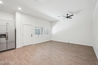 3031 W Northern Ave in Phoenix, AZ - Building Photo - Building Photo