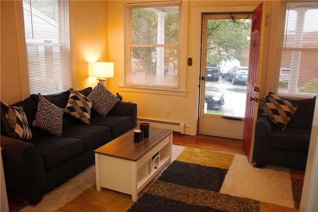 34 Alice St in East Providence, RI - Building Photo - Building Photo