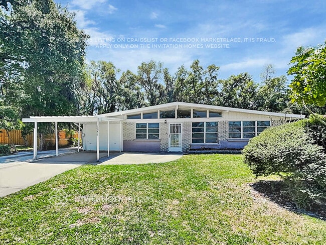 property at 3652 Prado Dr