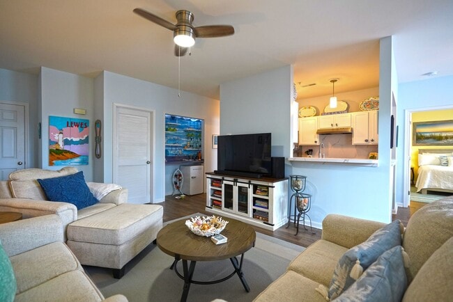 property at 34682 Villa Cir