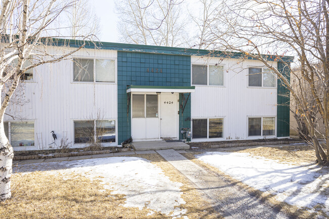 4424 4 St NW in Calgary, AB - Building Photo - Building Photo