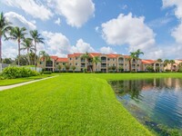 1550 S 42ND Cir in Vero Beach, FL - Foto de edificio - Building Photo