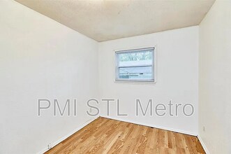 1229 Lakeview Ave in St. Louis, MO - Building Photo - Building Photo