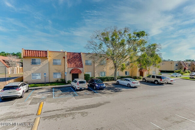 6561 Mission Ct in Jacksonville, FL - Building Photo - Building Photo