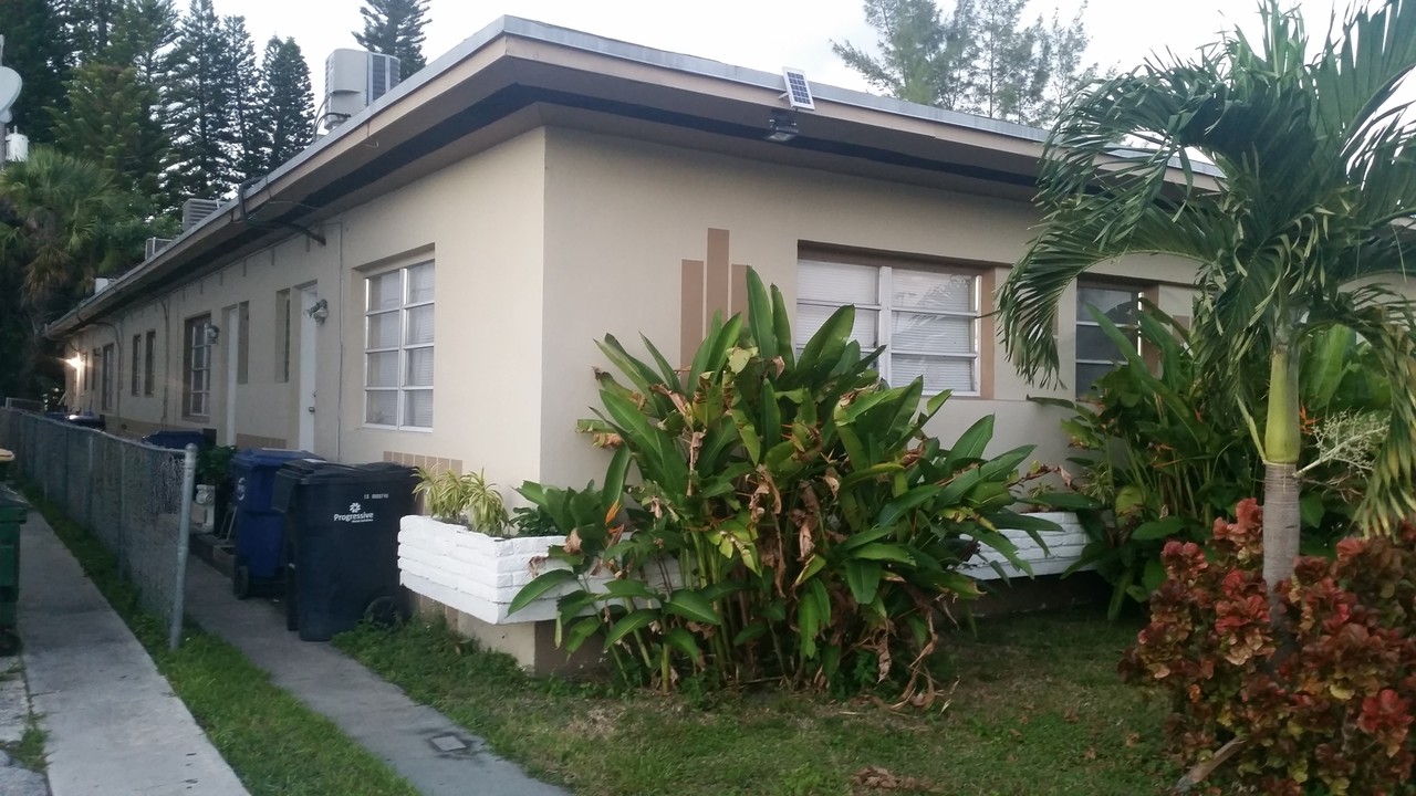 1765 Normandy Dr in Miami Beach, FL - Building Photo