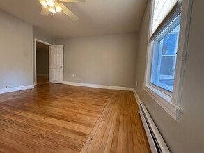 11 Franklin St, Unit 1 in Natick, MA - Building Photo - Building Photo