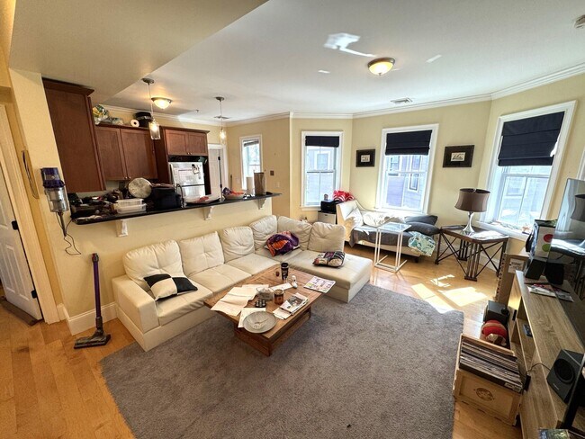 15 Orchard St, Unit 2