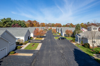 Clipper Way Condominiums in Newburyport, MA - Building Photo - Building Photo