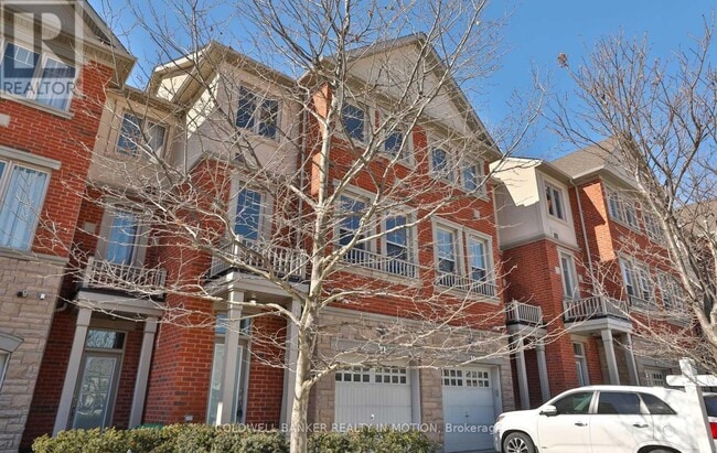 5700 Long Valley Rd in Mississauga, ON - Building Photo - Building Photo