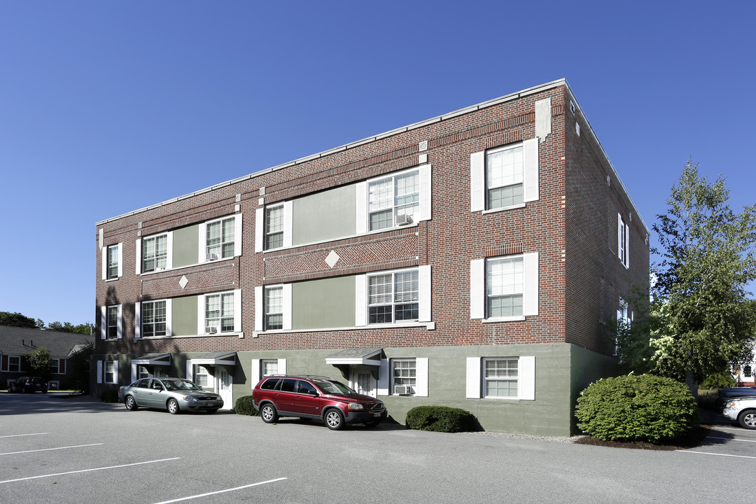 Edison Park Apartments in Sanford, ME - Foto de edificio