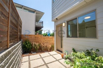 2408 13th Ave S in Seattle, WA - Building Photo - Building Photo