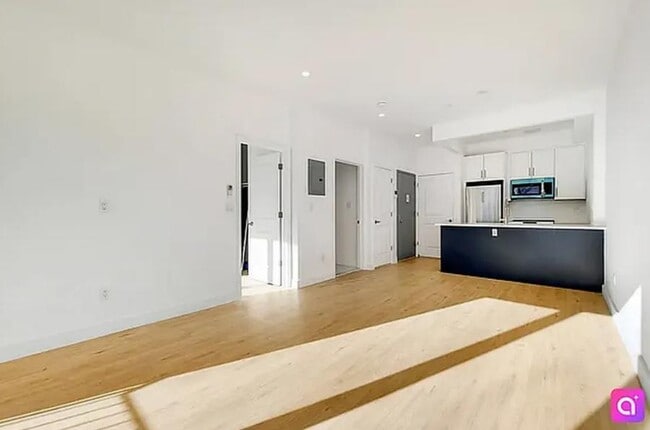 103 Grove St in Brooklyn, NY - Building Photo - Building Photo