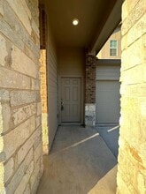 220 Otter Rd in Kyle, TX - Building Photo - Building Photo