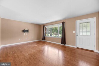 6505 Panorama Dr in Sykesville, MD - Building Photo - Building Photo