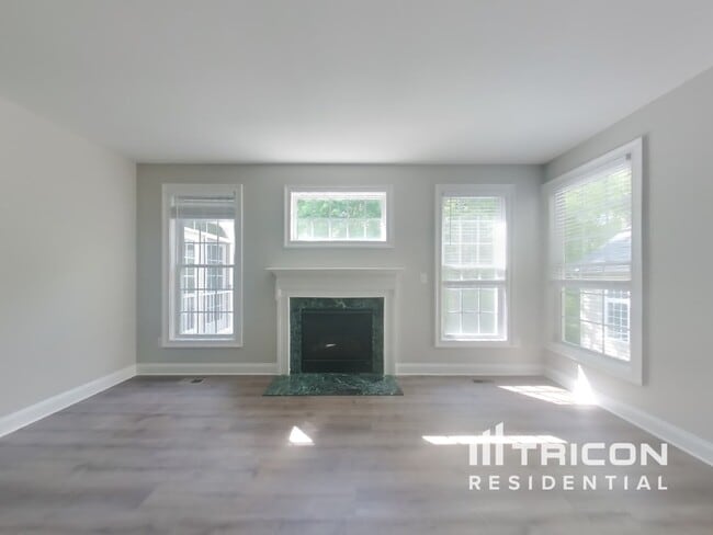 15605 Sir Edwards Dr in Upper Marlboro, MD - Building Photo - Building Photo
