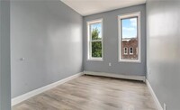 658 Watkins St in Brooklyn, NY - Building Photo - Building Photo