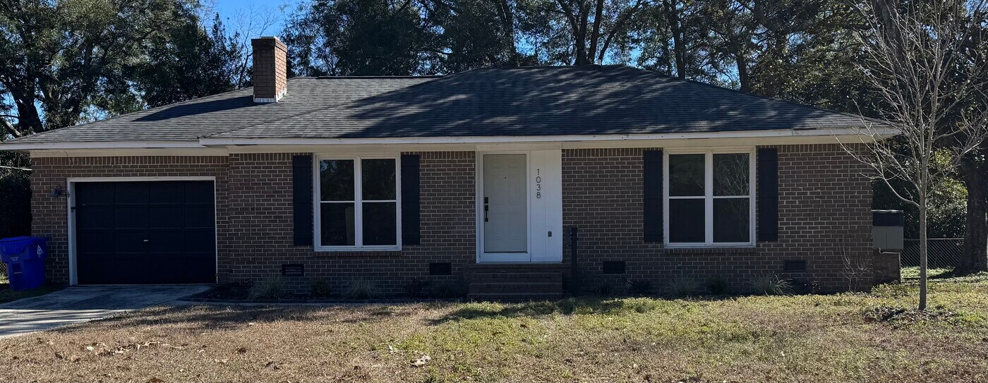 1038 Point Of Lgt Ln in Charleston, SC - Building Photo
