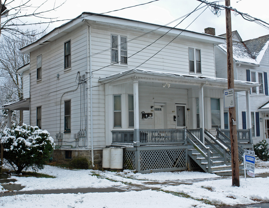 405-407 Louisa St in Williamsport, PA - Building Photo