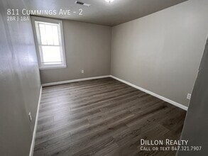 811 Cummings Ave in Waukegan, IL - Building Photo - Building Photo