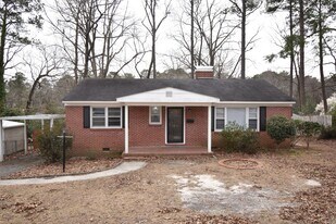 1813 Catawba St in Fayetteville, NC - Building Photo