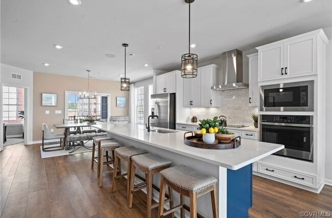 13240 Garland Ln in Midlothian, VA - Foto de edificio - Building Photo