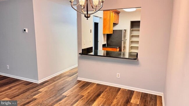 5817 Cove Landing Rd in Burke, VA - Building Photo - Building Photo