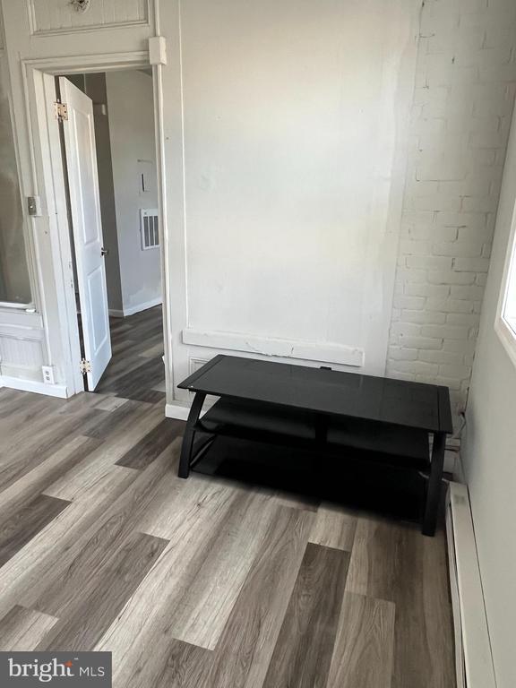 property at 3315 N Park Ave
