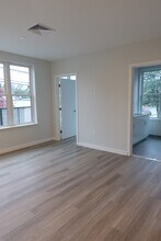 68 Los Angeles St, Unit 107 in Newton, MA - Building Photo - Building Photo