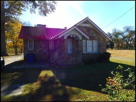 4240 Baucum Pike in North Little Rock, AR - Building Photo