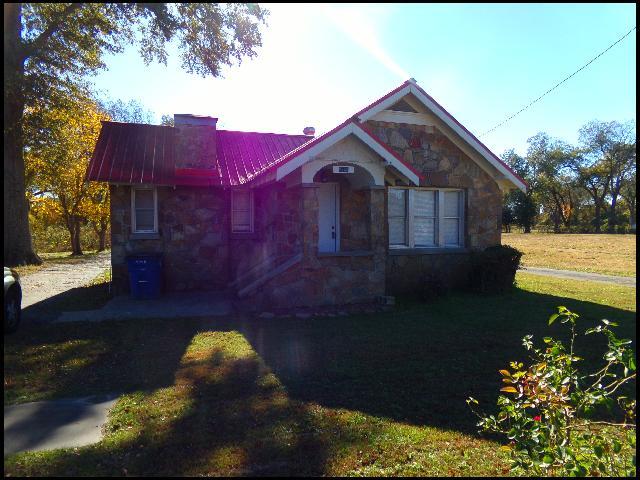 property at 4240 Baucum Pike