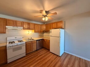 111 Harrington Ave in Crown Point, IN - Foto de edificio - Building Photo