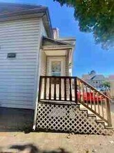 111 N Indiana Ave-Unit -1 in Watertown, NY - Building Photo - Building Photo