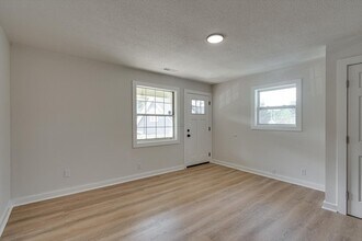 190 E Leawood Ave in Red Bank, TN - Building Photo - Building Photo