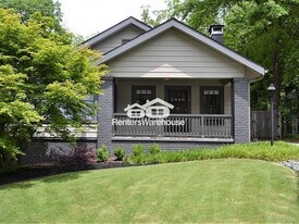 142 Mobile Ave NE in Atlanta, GA - Building Photo