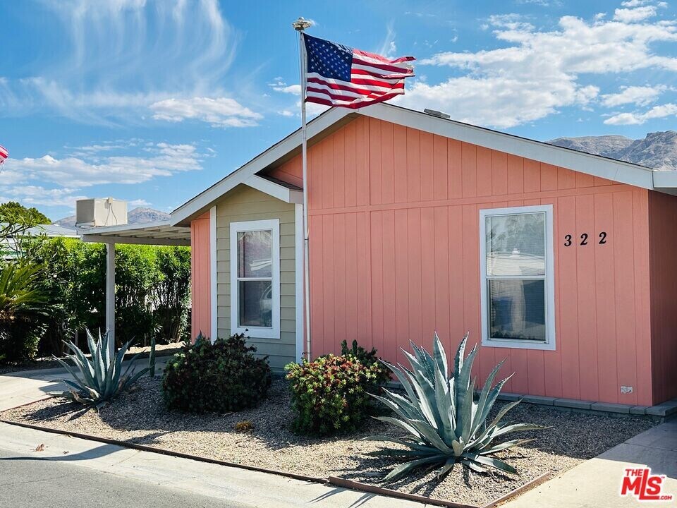 322 Vía Don Benito in Cathedral City, CA - Building Photo