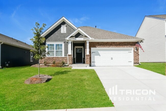 1079 Staghorn Ave