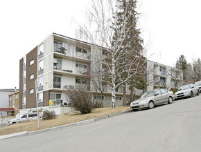 939 19th Ave SW in Calgary, AB - Building Photo - Building Photo