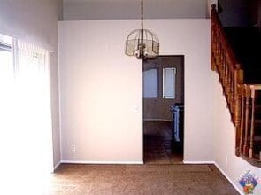 43242 Cottage Ln in Lancaster, CA - Building Photo - Building Photo