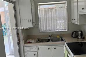 201 NE 14th Ave in Hallandale Beach, FL - Building Photo - Building Photo