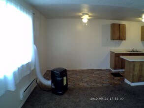 150 Cliff House Rd, Unit 2 in Walker Lake, NV - Foto de edificio - Building Photo