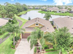 8591 Strom Park Dr in Melbourne, FL - Building Photo - Building Photo