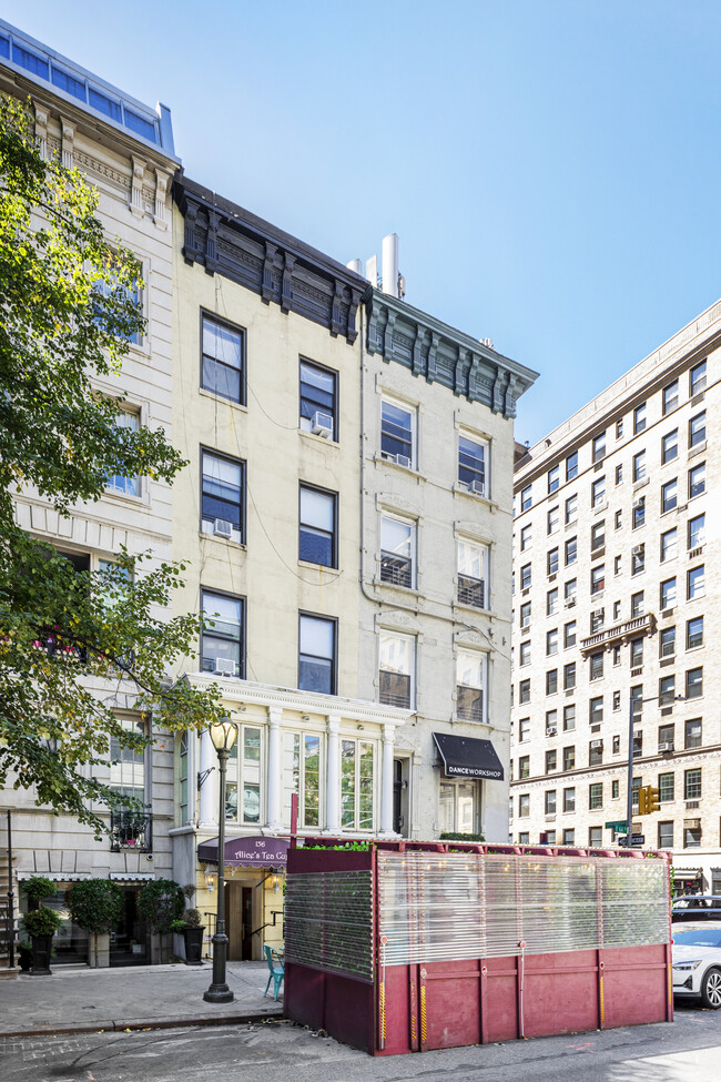 156 E 64th St in New York, NY - Building Photo - Building Photo