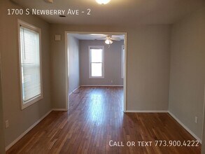 1700 S Newberry Ave in Chicago, IL - Building Photo - Building Photo