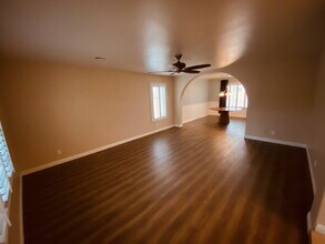 8217 Ocean Terrace Way in Las Vegas, NV - Building Photo - Building Photo