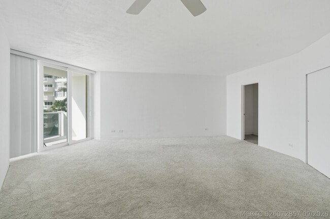 property at 2800 N Flagler Dr