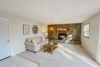 7065 Delmonico Dr in Colorado Springs, CO - Building Photo - Building Photo