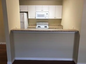 8641 Mansion Creek Cir in Tyler, TX - Building Photo - Building Photo