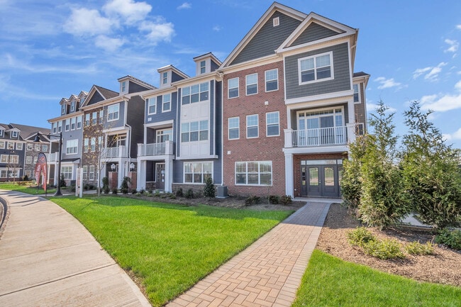 Ewing Town Center Apartments